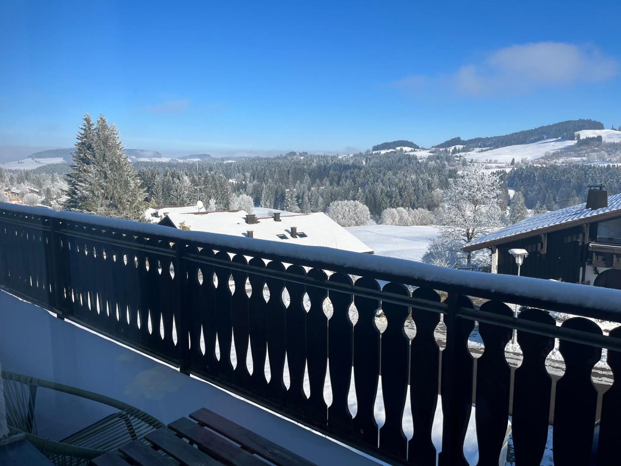 Helle Wohnung Mit Grossem Balkon Oberreute Extérieur photo